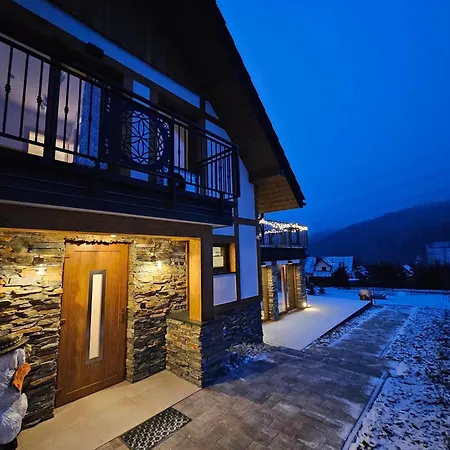 Hébergement de vacances Gorcowieczka Private House Sauna Jacuzzi Gorce Pieniny & Szczawnica Region *
