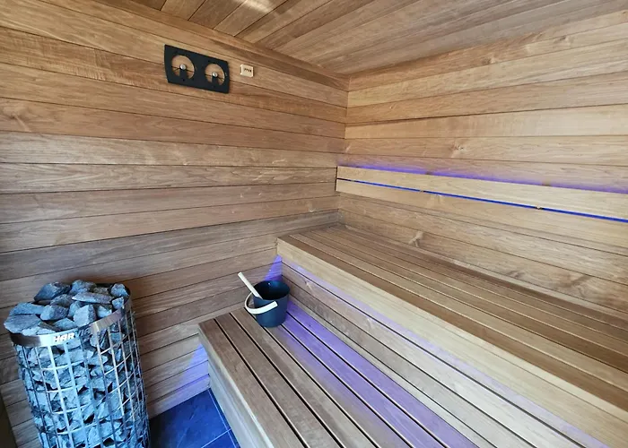 Holiday home Gorcowieczka Private House Sauna Jacuzzi Gorce Pieniny & Szczawnica Region