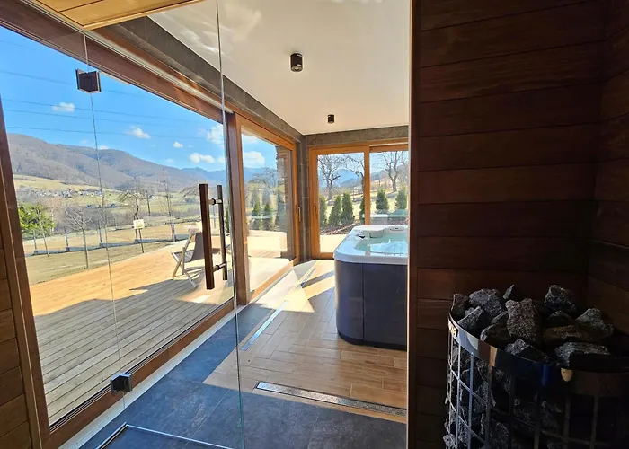 Holiday home Gorcowieczka Private House Sauna Jacuzzi Gorce Pieniny & Szczawnica Region